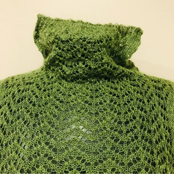 Green Mohair Openwork Thinest Knit Turtleneck. - Picture 2 of 12